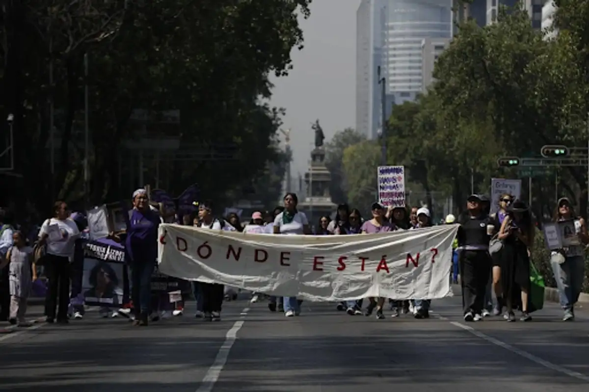 CDMX se pinta de morado: Mujeres marchan por el 8M para exigir igualdad ...