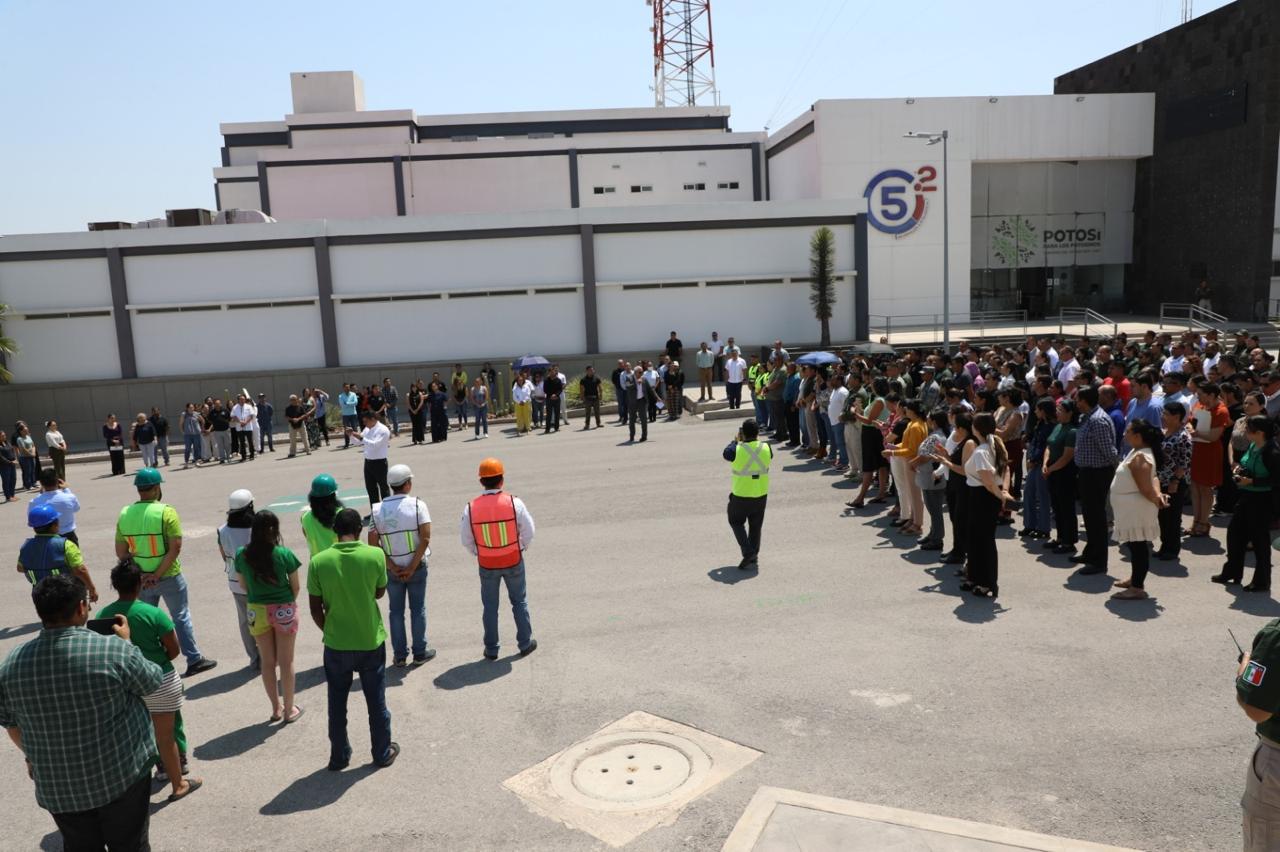 San Luis participa con orden en Simulacro Nacional 2026 - La Jornada ...